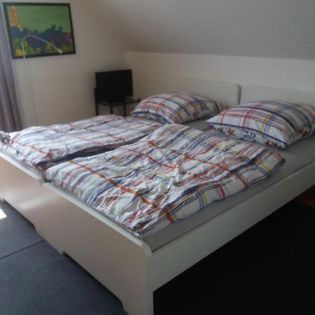 Ruhiges Zimmer Direkt An Den Leineauen Hemmingen  Exterior foto